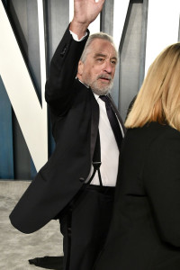 Robert+De+Niro+2020+Vanity+Fair+Oscar+Party+c1CEqEkw3LMl